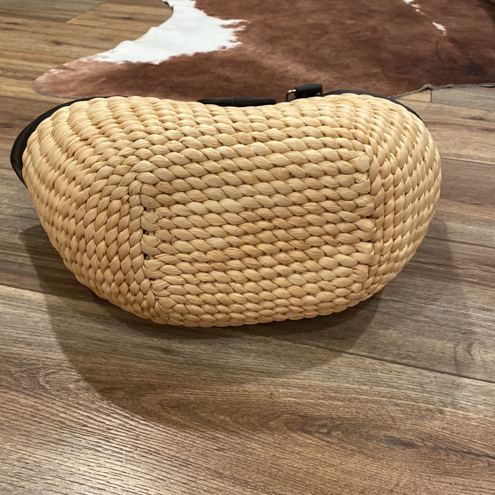 Weaved/woven hand/shoulder bag/purse - Picture 6 of 10